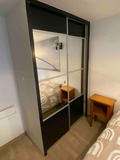Le Cosy - 2 Pers - Hyper Centre De Fontainebleau Apartment Exterior photo
