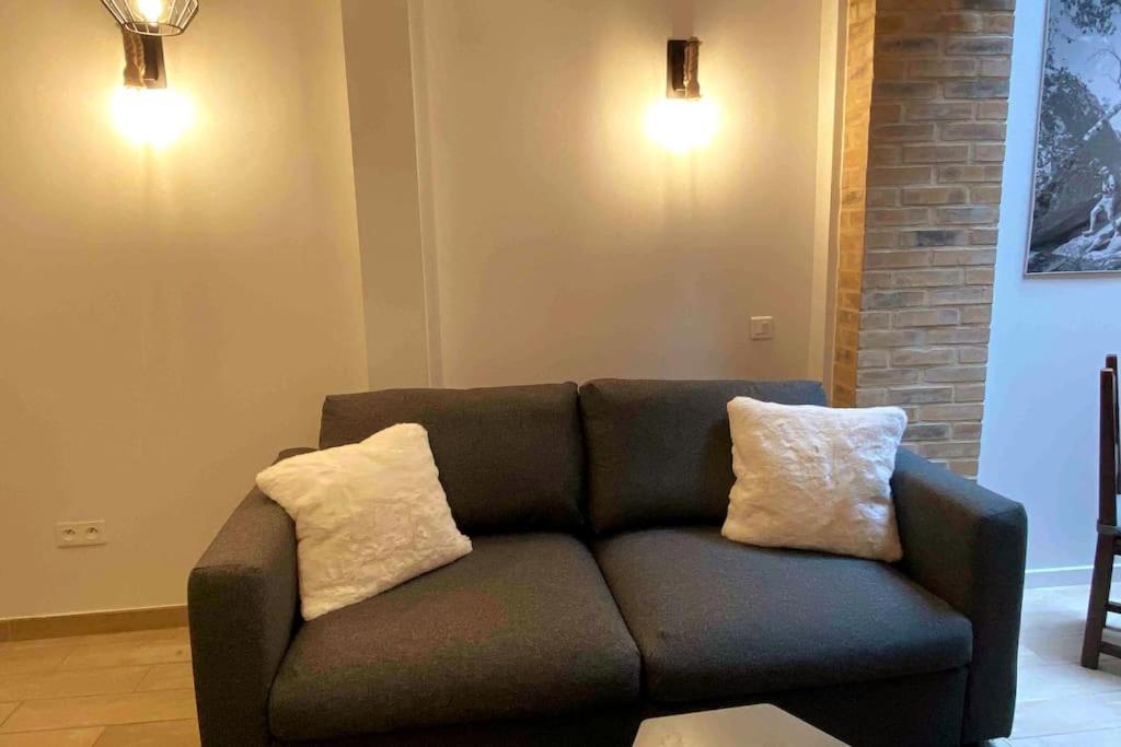 Le Cosy - 2 Pers - Hyper Centre De Fontainebleau Apartment Exterior photo